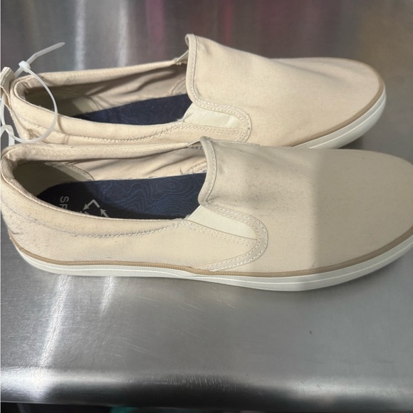 Men Sperry boat shoes - Picture 3 of 3